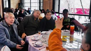 材料学院举办“辞旧迎新话桑榆”...